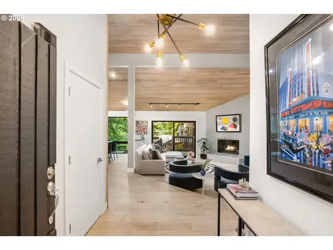 5833 SW Lane Court Portland OR 97221