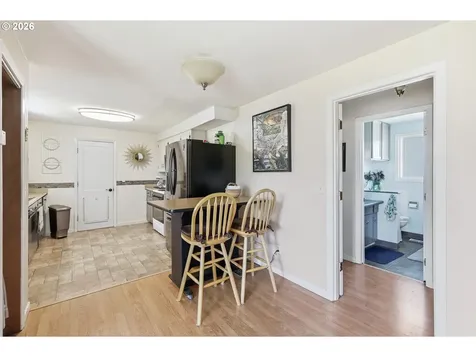 34161 El Manor Avenue Eugene OR 97405