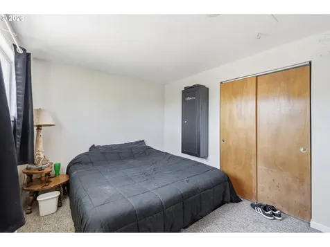 34161 El Manor Avenue Eugene OR 97405