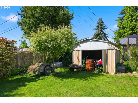 34161 El Manor Avenue Eugene OR 97405
