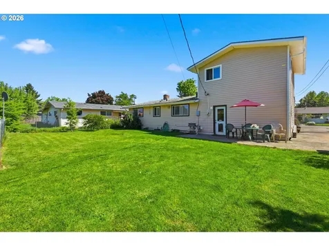 34161 El Manor Avenue Eugene OR 97405