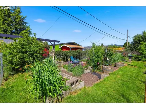 34161 El Manor Avenue Eugene OR 97405