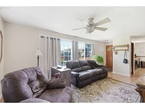 34161 El Manor Avenue Eugene OR 97405