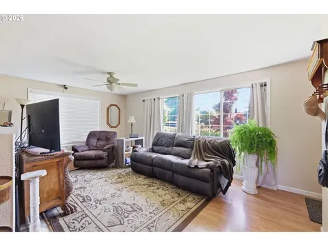 34161 El Manor Avenue Eugene OR 97405