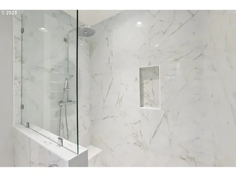 2101 Goodall Court Lake Oswego OR 97034