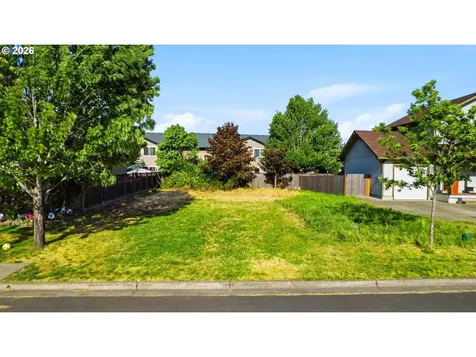 235 SE Hope Court Sheridan OR 97378
