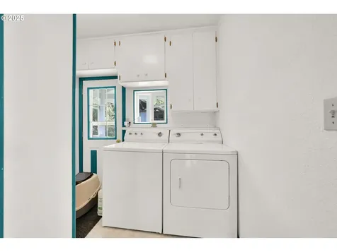 1878 Trails End Lane Sutherlin OR 97479