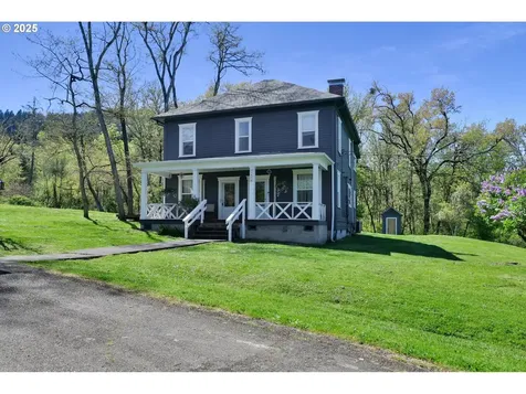 1878 Trails End Lane Sutherlin OR 97479