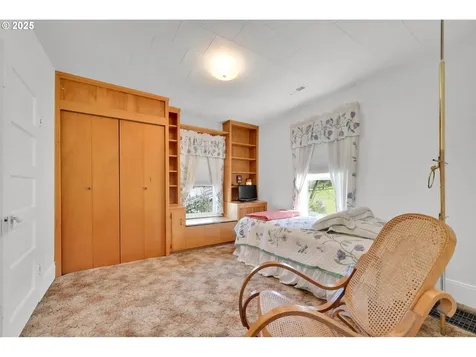 1878 Trails End Lane Sutherlin OR 97479