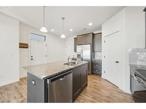 7032 S 11th Street Ridgefield WA 98642