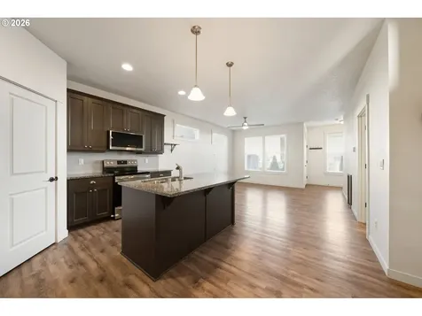 7032 S 11th Street Ridgefield WA 98642
