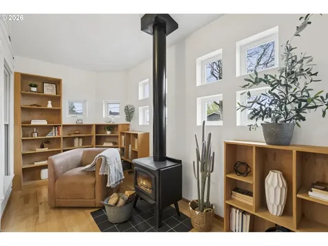 4217 SW View Point Terrace Portland OR 97239