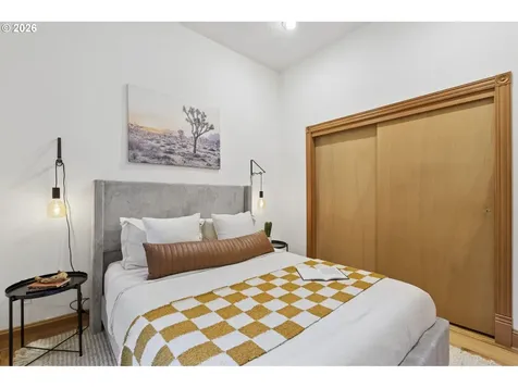 4217 SW View Point Terrace Portland OR 97239