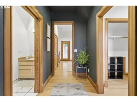 4217 SW View Point Terrace Portland OR 97239
