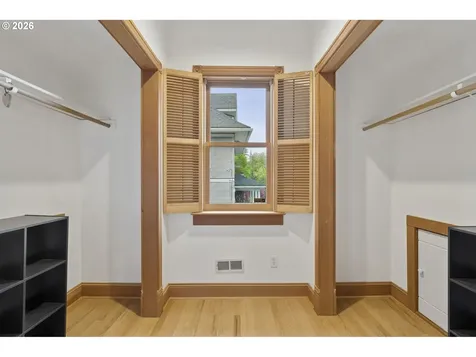 4217 SW View Point Terrace Portland OR 97239