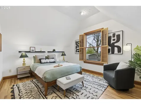 4217 SW View Point Terrace Portland OR 97239