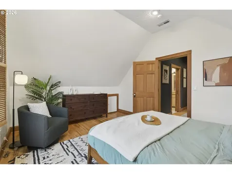 4217 SW View Point Terrace Portland OR 97239