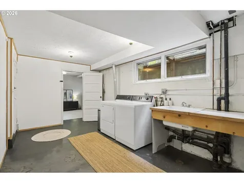 4217 SW View Point Terrace Portland OR 97239