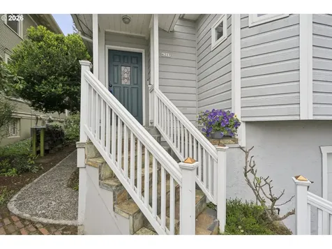 4217 SW View Point Terrace Portland OR 97239