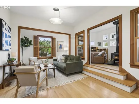 4217 SW View Point Terrace Portland OR 97239