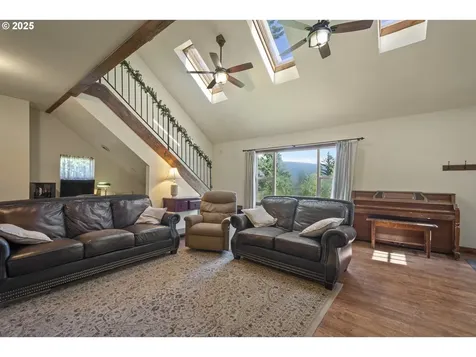 301 Canyon Creek Road Washougal WA 98671