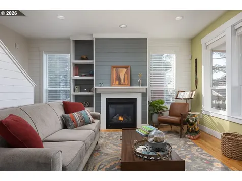 2160 SW Coast Avenue Lincoln City OR 97367