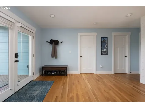 2160 SW Coast Avenue Lincoln City OR 97367