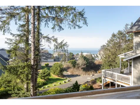 2160 SW Coast Avenue Lincoln City OR 97367