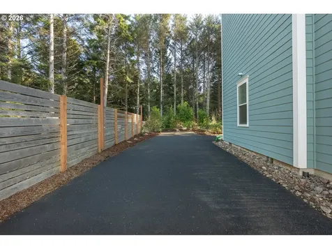 2160 SW Coast Avenue Lincoln City OR 97367