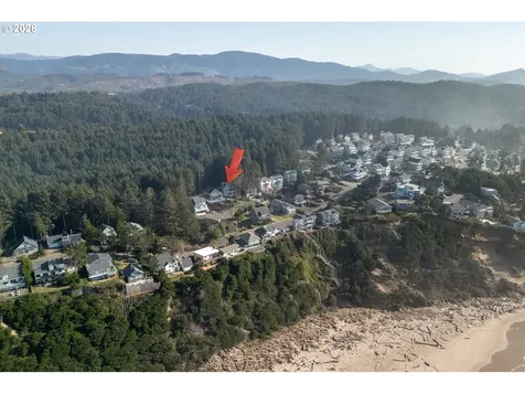 2160 SW Coast Avenue Lincoln City OR 97367