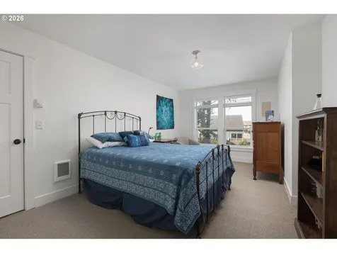 2160 SW Coast Avenue Lincoln City OR 97367