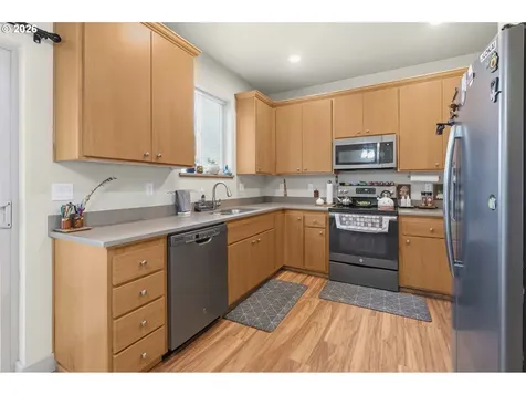 87977 10th Street Veneta OR 97487