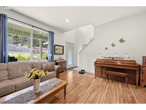 87977 10th Street Veneta OR 97487