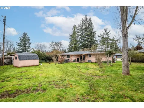 25 Strome Court Eugene OR 97404
