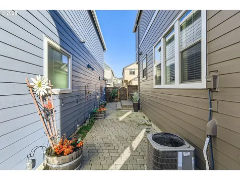 15067 NW Cosmos Street Portland OR 97229