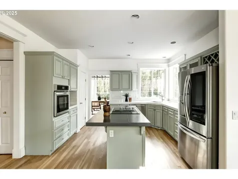14606 NW Applegate Lane Portland OR 97229