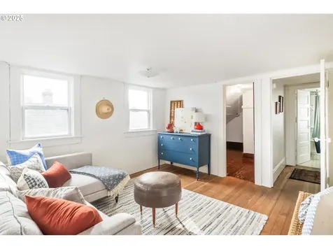 3903 SE 65th Avenue Portland OR 97206