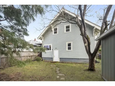 3903 SE 65th Avenue Portland OR 97206