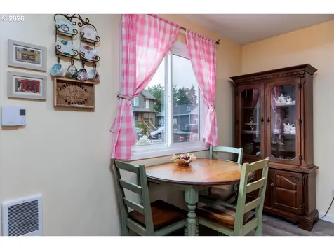 10021 SE Harold Street Portland OR 97266