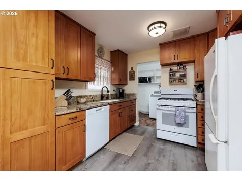 10021 SE Harold Street Portland OR 97266