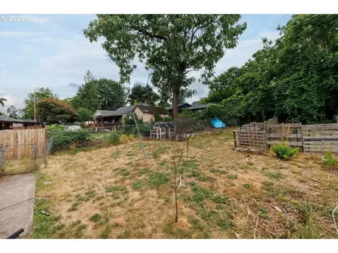 10021 SE Harold Street Portland OR 97266