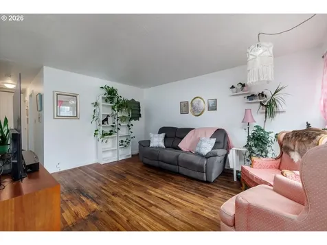 10021 SE Harold Street Portland OR 97266