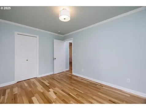 3855 SW 97th Avenue Portland OR 97225