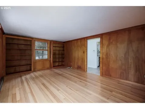 3855 SW 97th Avenue Portland OR 97225