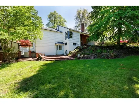 3855 SW 97th Avenue Portland OR 97225