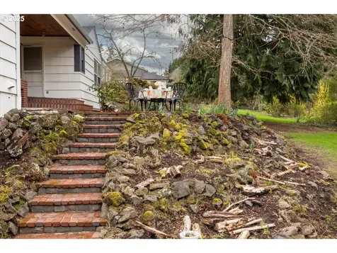 3855 SW 97th Avenue Portland OR 97225