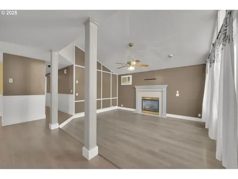 5781 E Street Springfield OR 97478