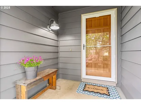 6516 NE 68th Street Vancouver WA 98661