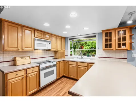 6516 NE 68th Street Vancouver WA 98661