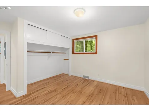 1325 SW Upland Drive Portland OR 97221